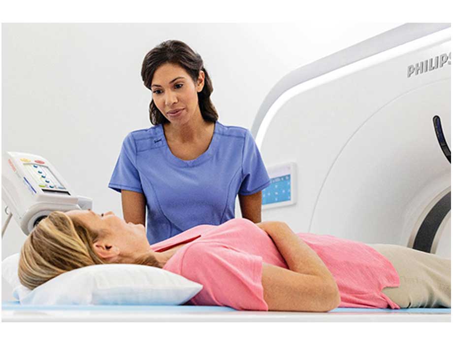 El primer escáner de cuerpo completo llega para cambiar la tomografía en  tiempo real y es hasta 40 veces menos invasivo